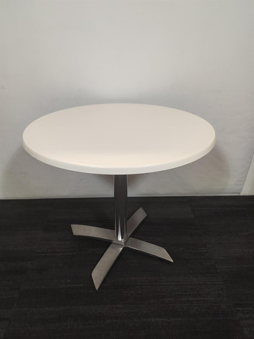 Small Round Flip Top Table (6D9-0FF-F86)