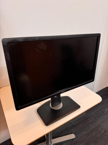 Dell Black And Silver Monitor 23" (BBC-30B-6C2)