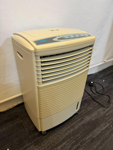 Premiair Cream Air Con Unit (4AB-7FB-194)