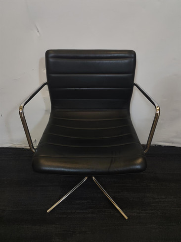 Black And Silver Leather Chair (80F-D1A-E4C)