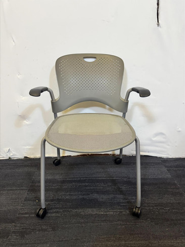 Herman miller Caper Light Grey Mobile Stackable Chair (C8A-AA6-0D7)