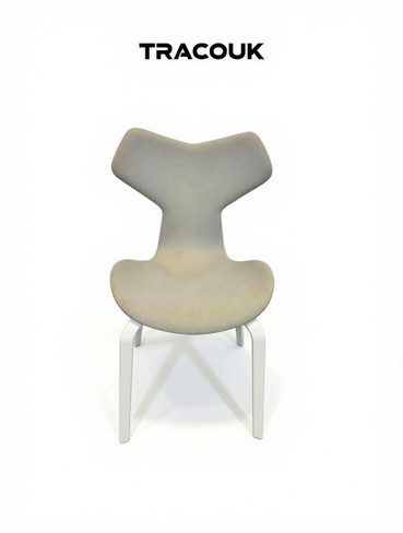 Fritz Hansen Light Grey And Cherry Oak Chair (8ED-055-9E6)