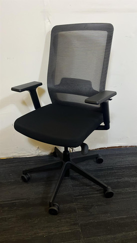 Verco Black and Light Grey mesh operator chair (C5F-278-0EB)