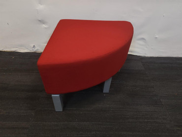 Red And Grey Half Moon Soft Seating Unit (B1D-0D0-DB1)