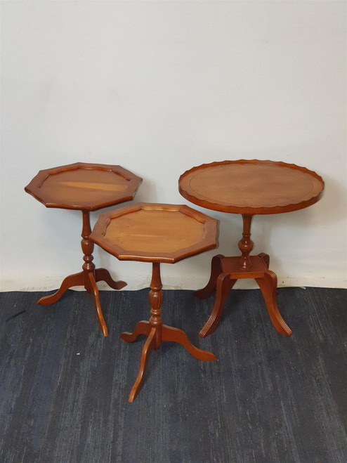 Joblot of Three Matching Coffee Tables (6B8-D70-A14)