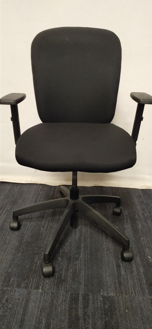 Radius Black Operator Chair (Variant 2) (B43-2E3-045)