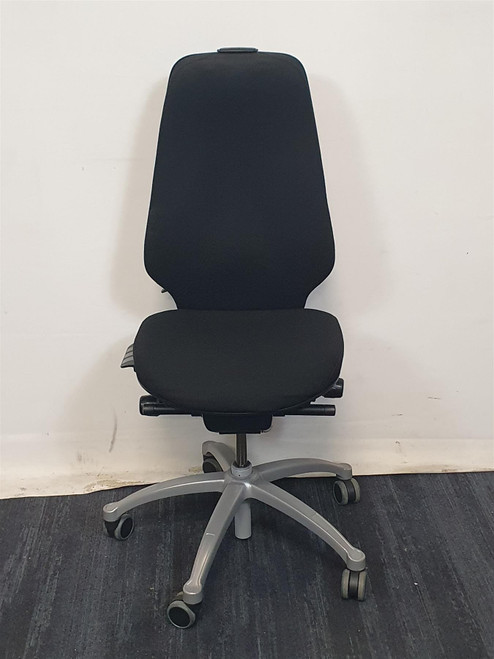 RH Logic Black Operator Chair (29A-B8B-6C9)