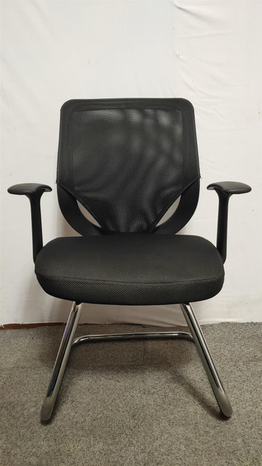 Black Mesh Back Chair w/ Plastic Arms (013-96F-8E8)