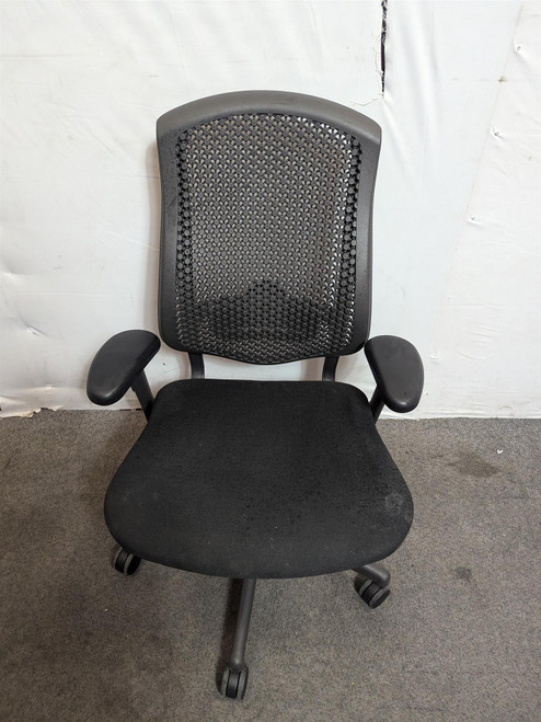 Herman Miller Celle Chair (00F-8F1-219)