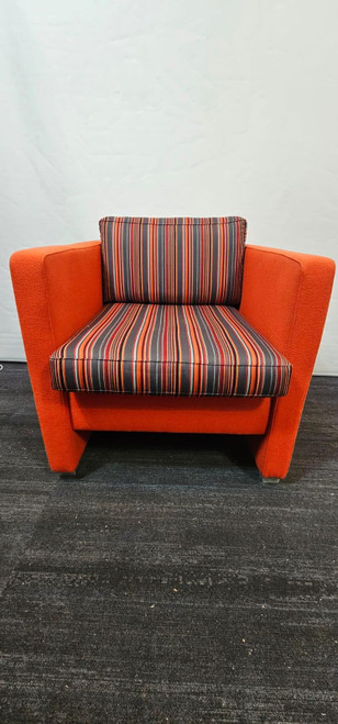 Red Armchair (0C1-740-5BF)