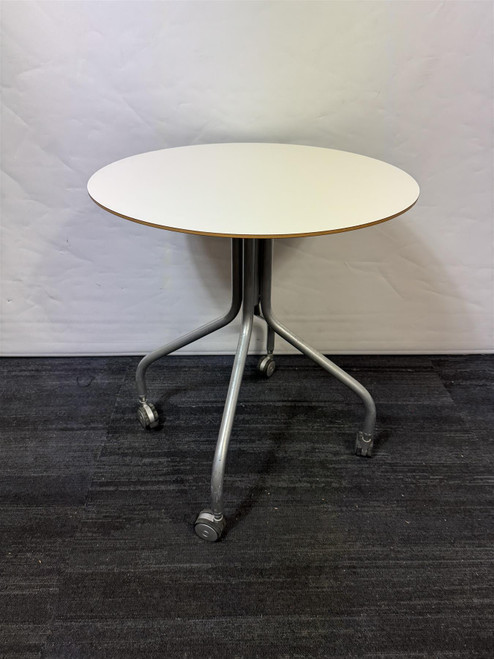 OrangeBox White And Silver Mini Round Table (269-515-5C3)