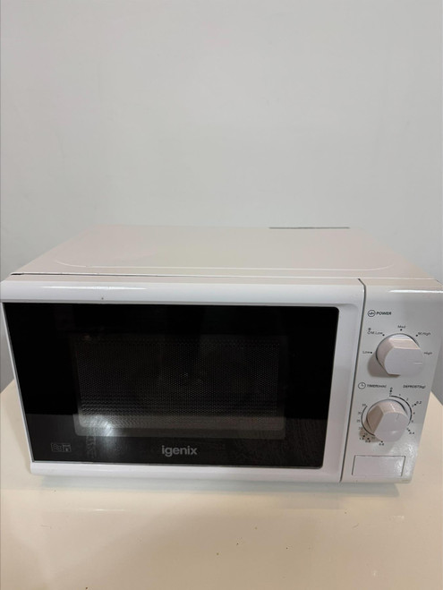 Igenix White And Black Microwave (82A-083-5EA)