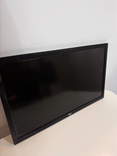 LG Black 21" Monitor (2CE-EA6-818)