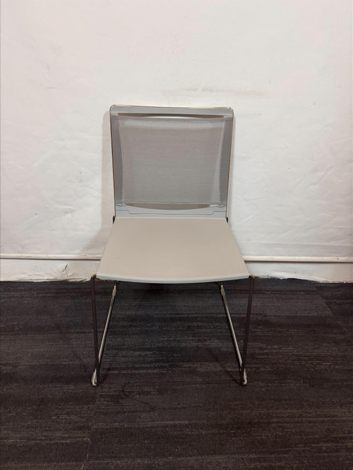 Light Grey And Silver Stackable Chairs (E65-D0C-B55)