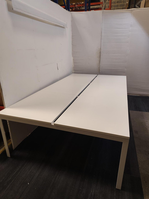 Herman Miller White Bank Of 6 (082-61B-3E4)