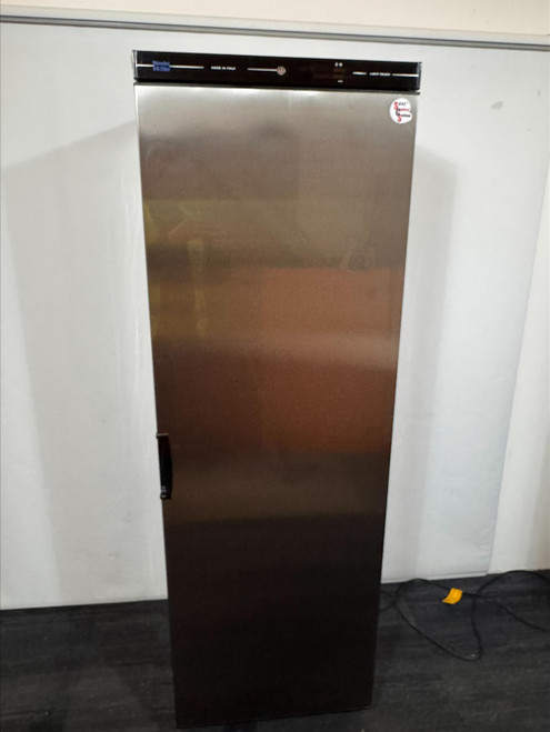 Mondial Elite Silver And Black Industrial Freezer (4DF-629-BB7)