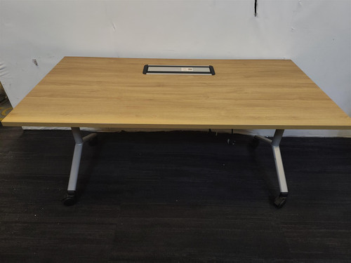 Oak Flip Top Table (293-20F-396)