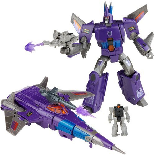 Transformers Generations Selects Legacy Voyager Cyclonus and Nightstick - Exclusive