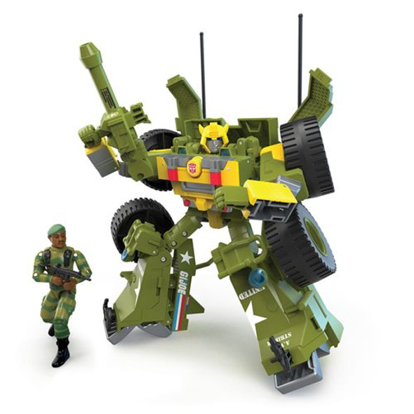 Transformers Collaborative G.I. Joe Mash-Up Bumblebee A.W.E. Striker & Lonzo Stalker Wilkinson Figure