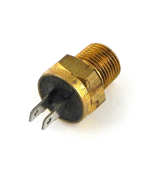 BAR885178.jpg
