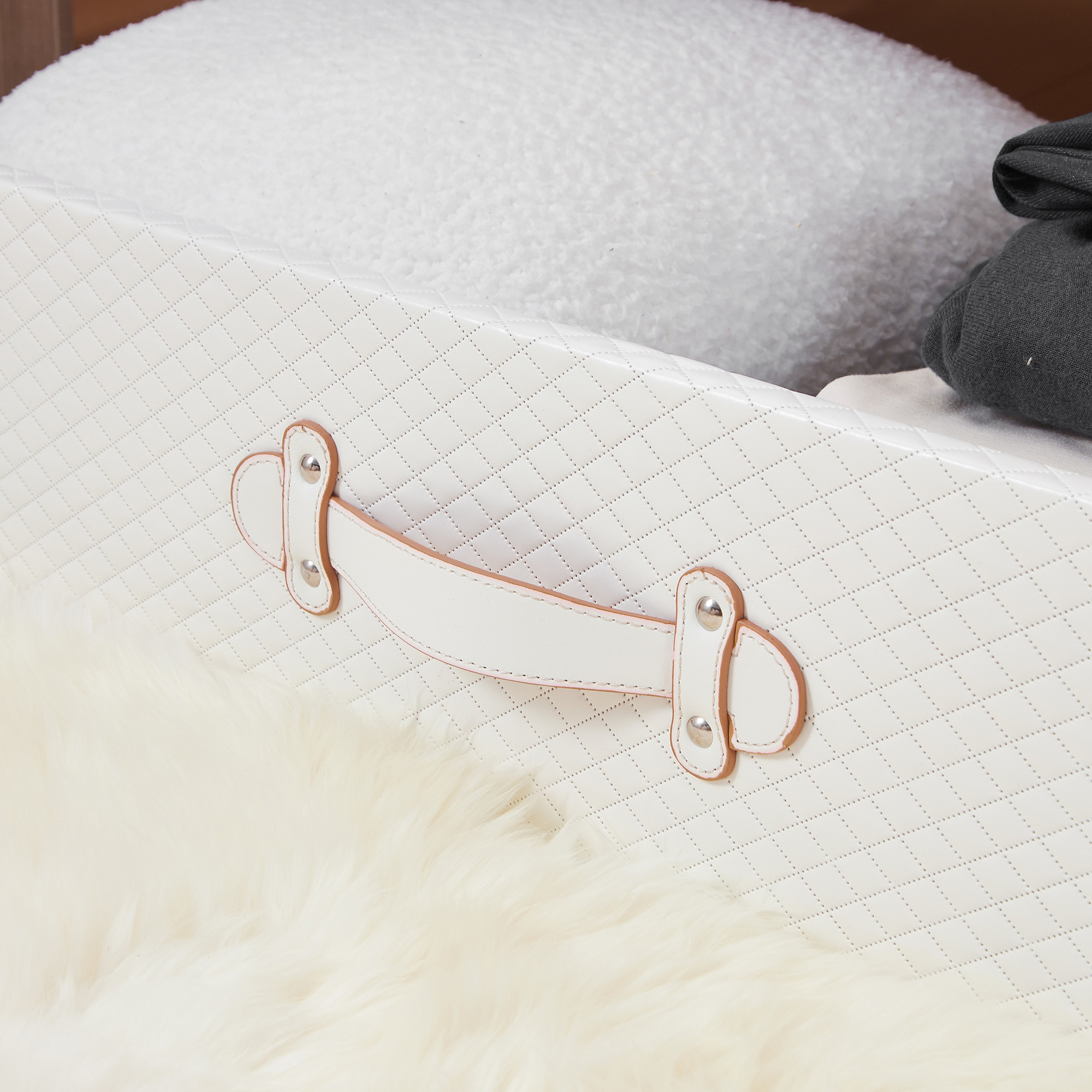 UNDER BED DRAWER WHITE DIAMOND