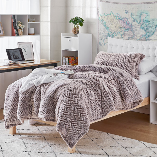 Cozy Peaks - Coma Inducer® Twin XL Comforter - Chevron Frosted Sierra