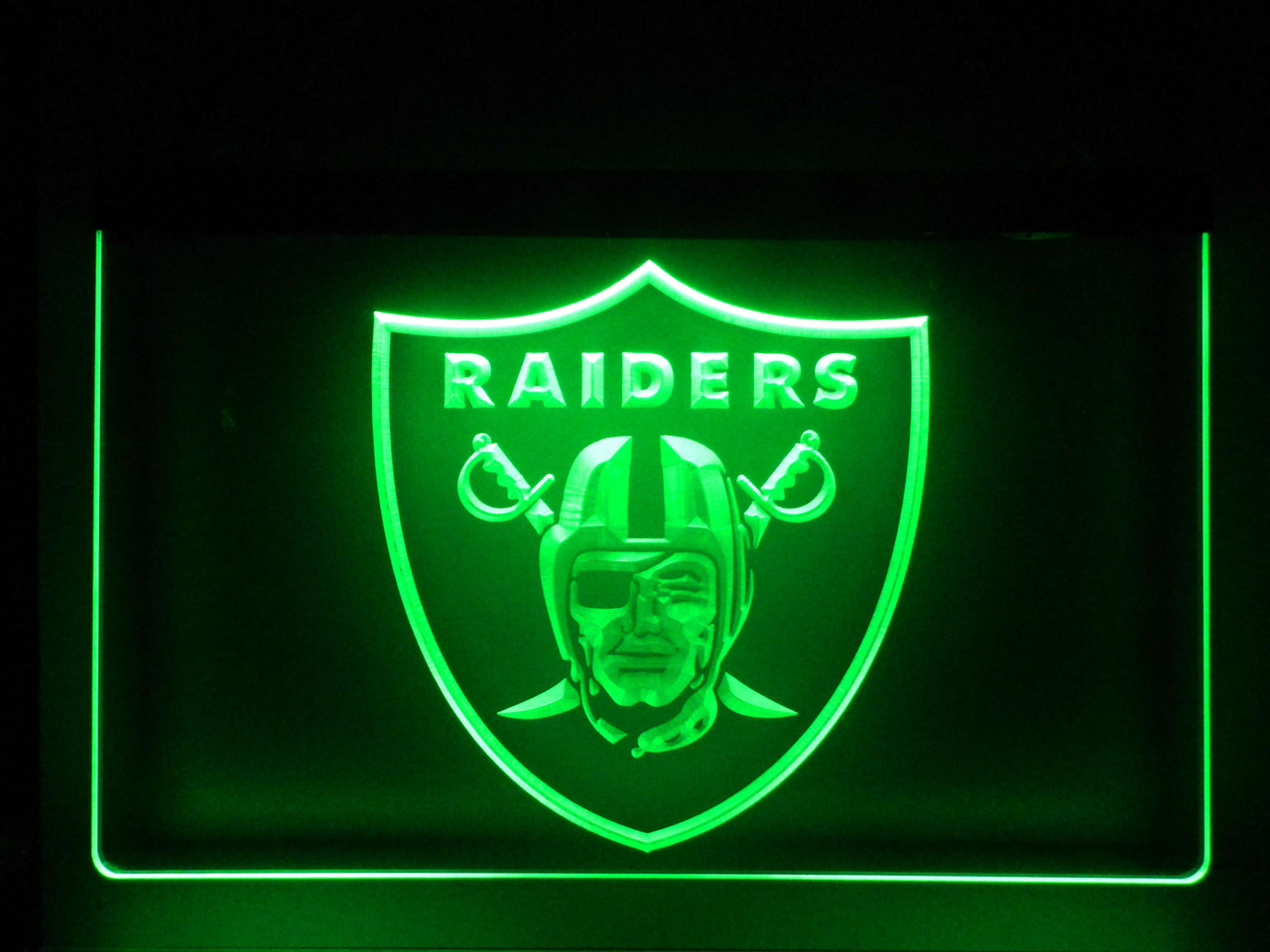 Las Vegas Raiders 23 LED Slogan Round Wall Sign