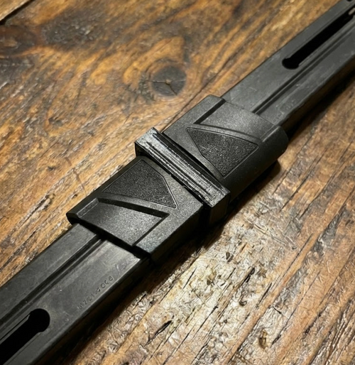 TX22 - Magazine Coupler