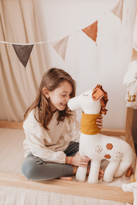 Kikadu - Organic Schmusekissen Giraffe