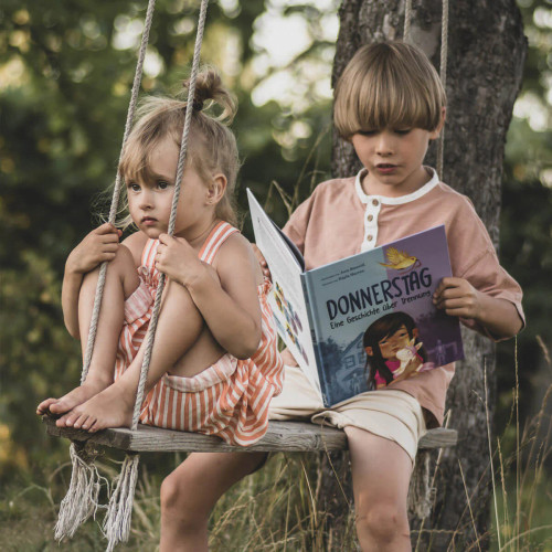 Buch „Donnerstag - eine Geschichte über Trennung“ von Ann Bonwill und Kayla Harren