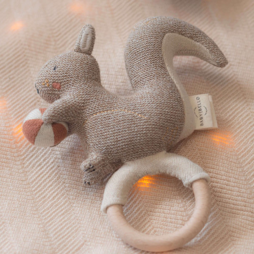 Baby Bello - Organic Rassel Scully das Eichhörnchen