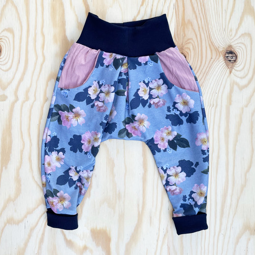 Tobehose mitwachshose Blume mitwachshose