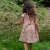 Kurzarmkleid mit Blumen