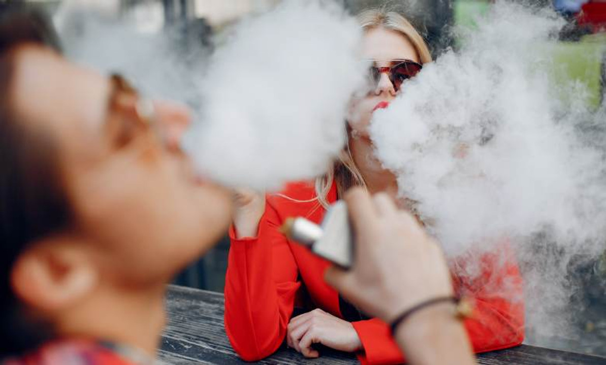 How to Vape Without Setting Off Smoke Alarm