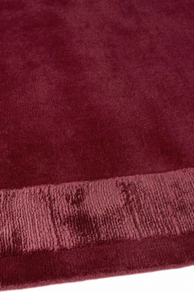 Keepers Red Silk Border rug by Farrow & Ball side pile image