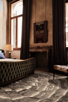 River Shell Round - roomset image