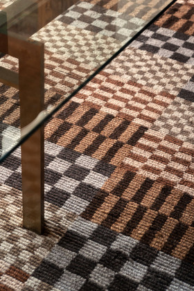 Axis Autumn by Paul Smith - incidental detail