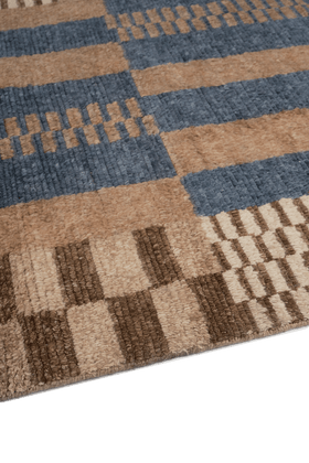 Stil Ridge by Paul Smith - sidepile