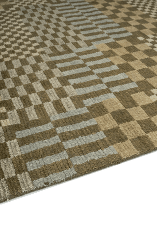 Axis Lake by Paul Smith - sidepile