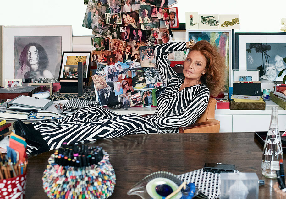 Climbing Leopard Runner Emerald rug by Diane Von Furstenberg