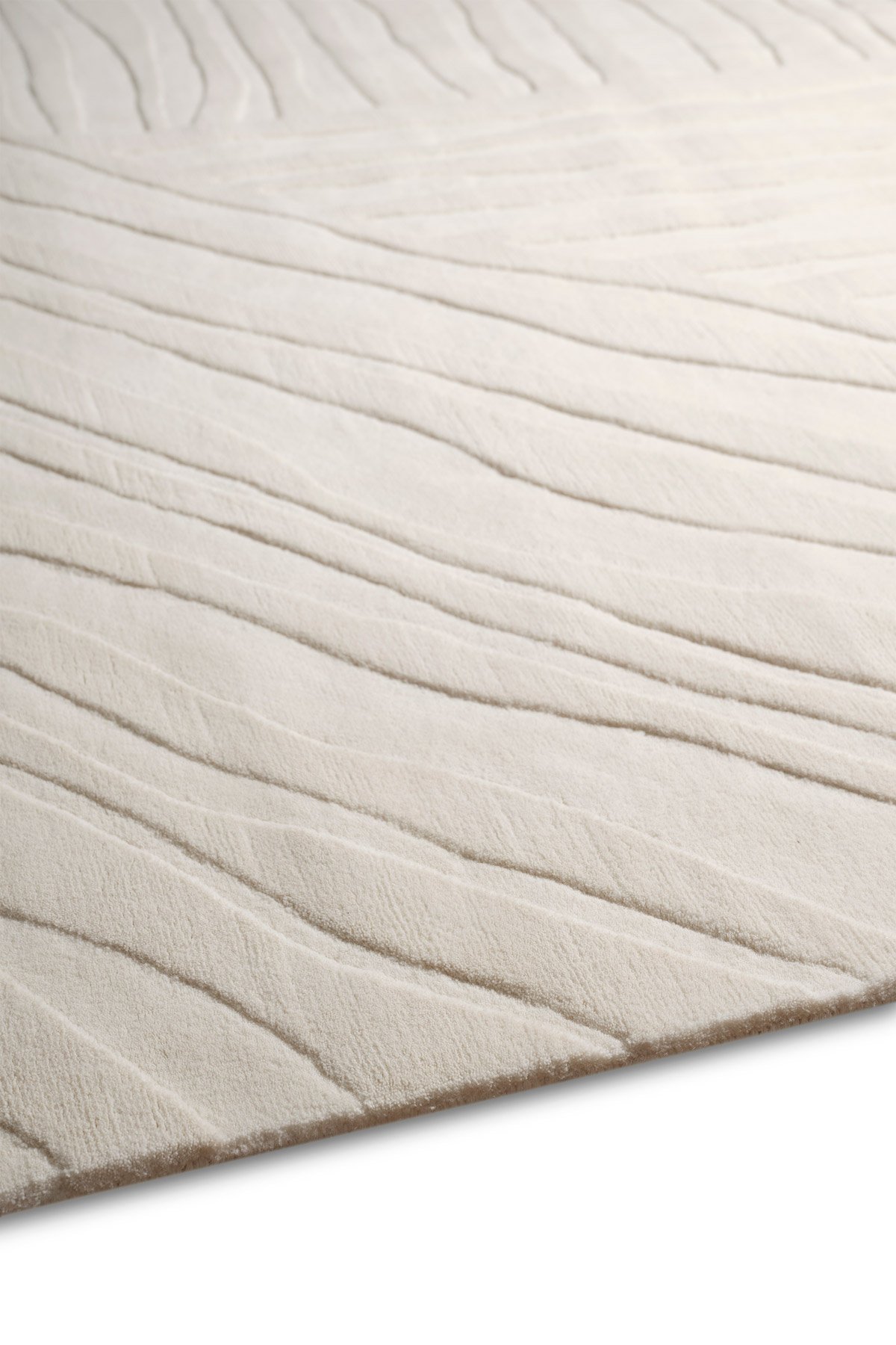 Ariso Pearl Rug by The Rug Company - side pile [ROOMVO]