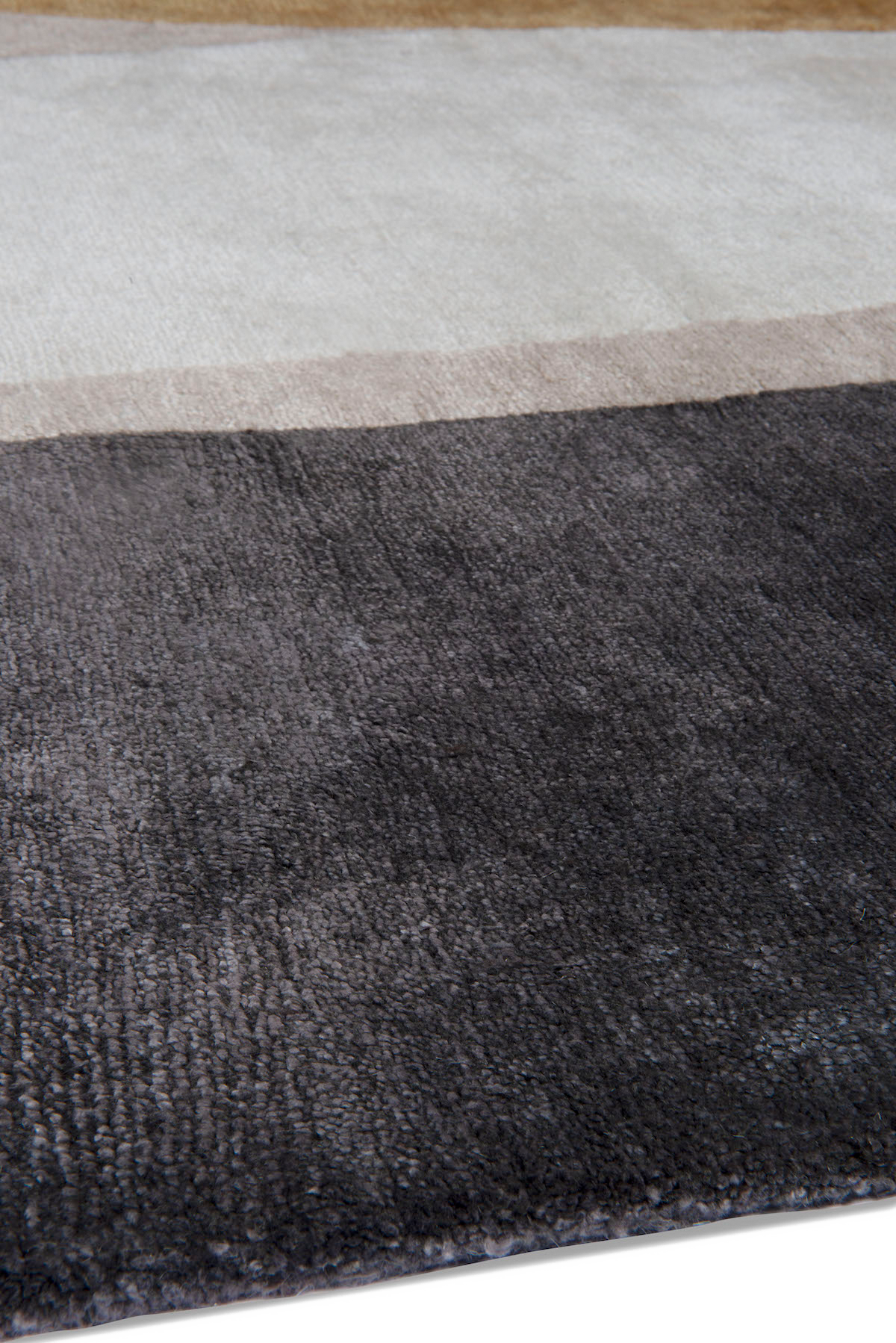 District Silt by  - side pile