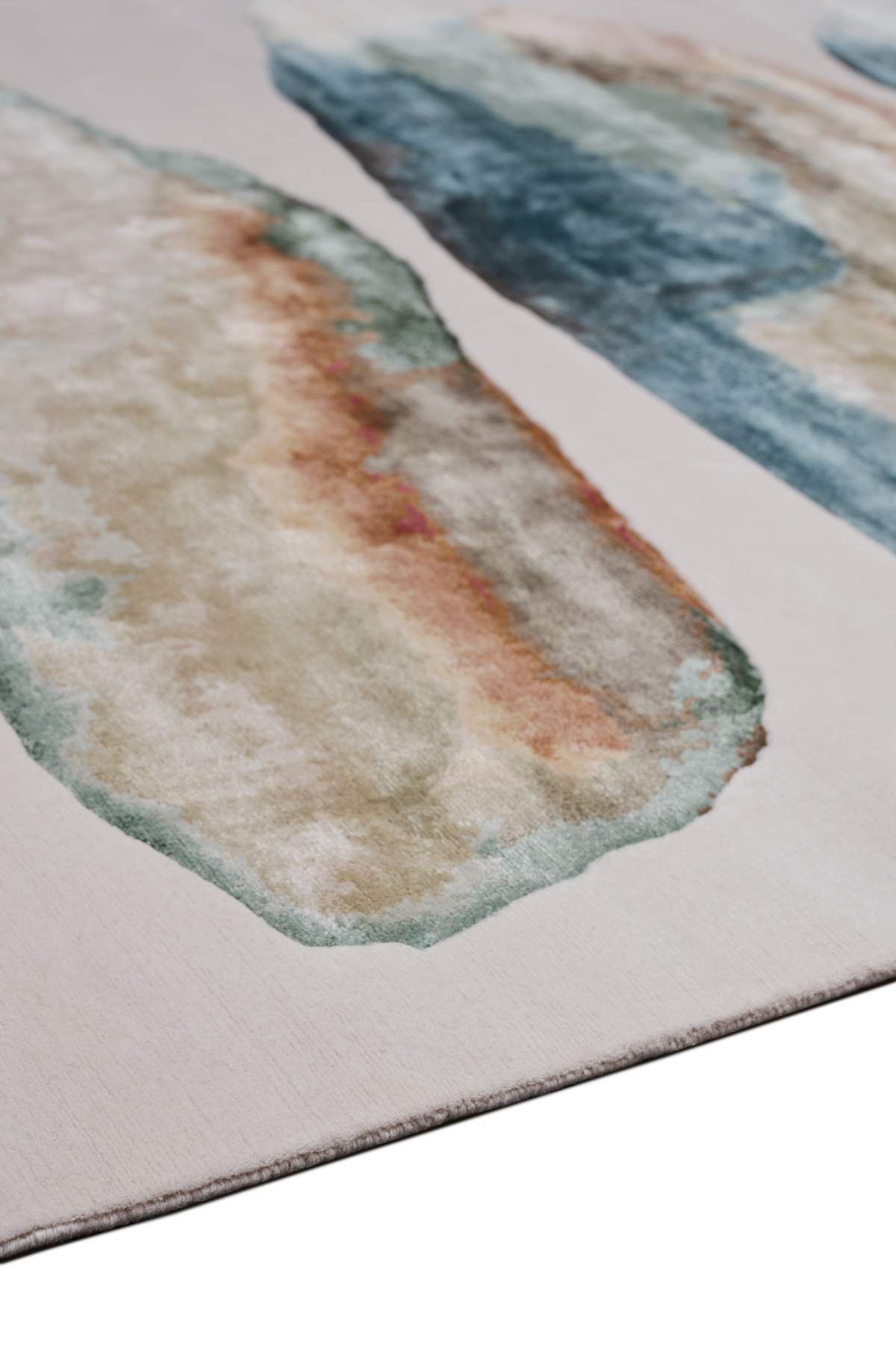 Tili Sea by The Rug Company - sidepile