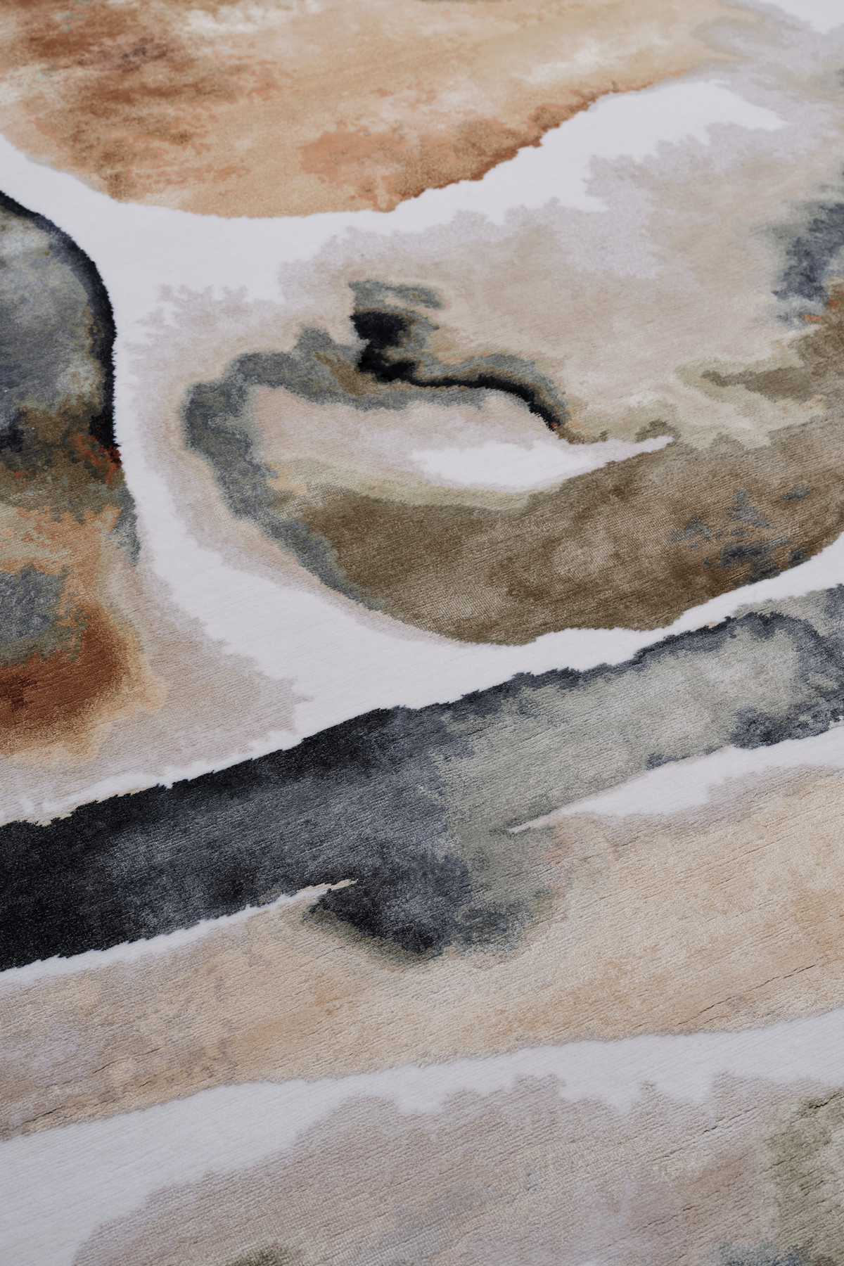 Kali Umber by The Rug Company - closeup