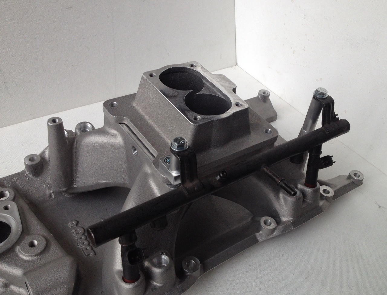 OEM Fuel Rail Install Kit M1 4-BBL Intake with Hughes Adapter Dodge ...