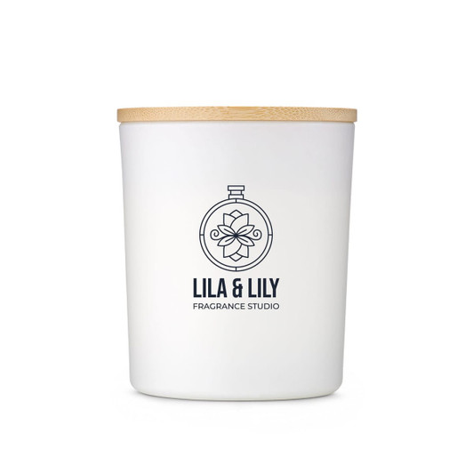 A large white glass candle with a wooden lid and a logo, featuring a floral design.