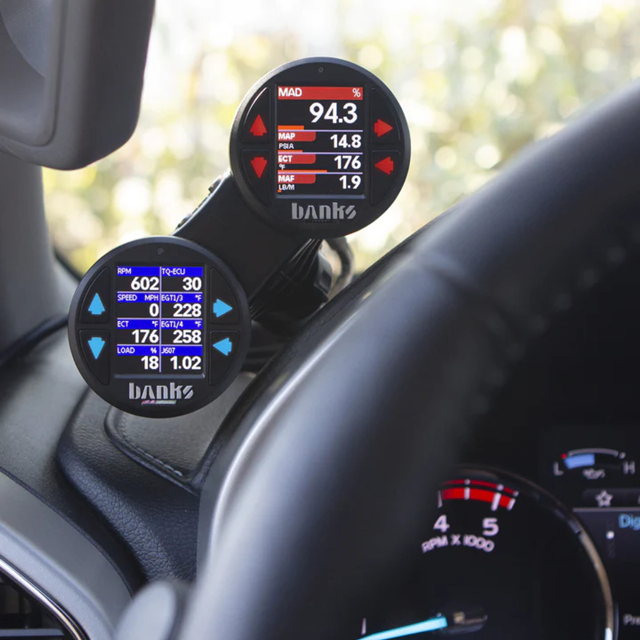 BANKS POWER 66693 DERRINGER TUNER WITH ACTIVE SAFETY AND BANKS POWER IDASH 1.8 SUPER GAUGE FOR 17-19 FORD POWERSTROKE 6.7L