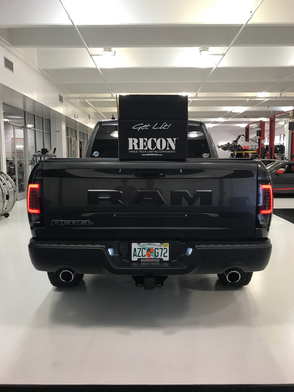 RECON 264336BK SMOKED OLED TAIL LIGHTS FOR 2013-2018 RAM 1500/2500/3500 RECON 264336BK SMOKED OLED TAIL LIGHTS FOR 2013-2018 RAM 1500/2500/3500