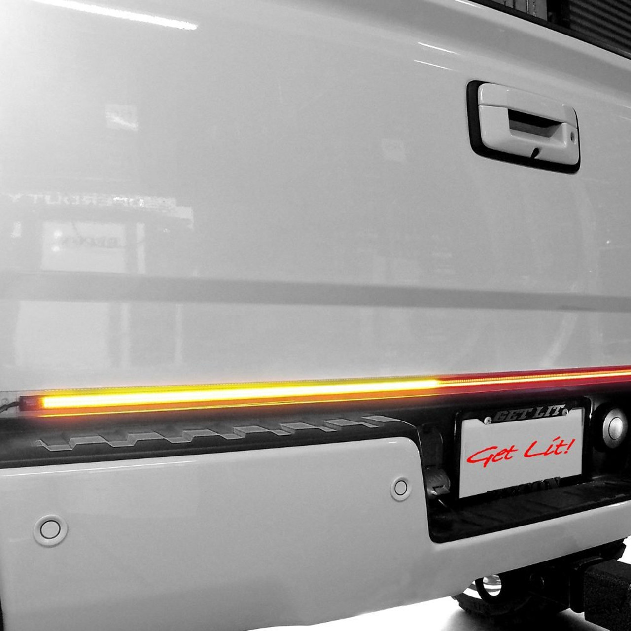 RECON 26415XHP UNIVERSAL 49" DUAL ROW LED TAILGATE BAR W/ SCANNING AMBER SIGNAL