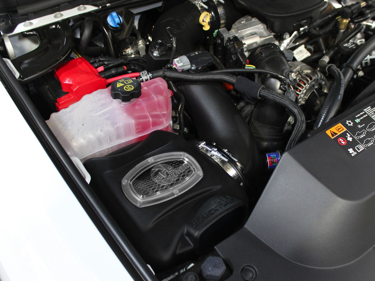 AFE 51-74006-1 MOMENTUM HD COLD AIR INTAKE SYSTEM W/PRO DRY S FILTER FOR 11-16 GM 6.6L DURAMAX